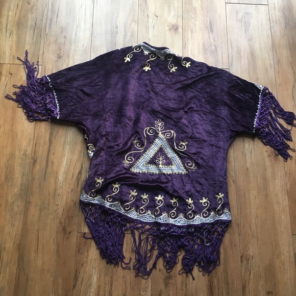 NWT RAGA Leila Embroidered Velvet Kimono w/ Fringe - Picture 4 of 12